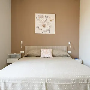 https://house-melina-sweet-home.hotels-amalfi.com